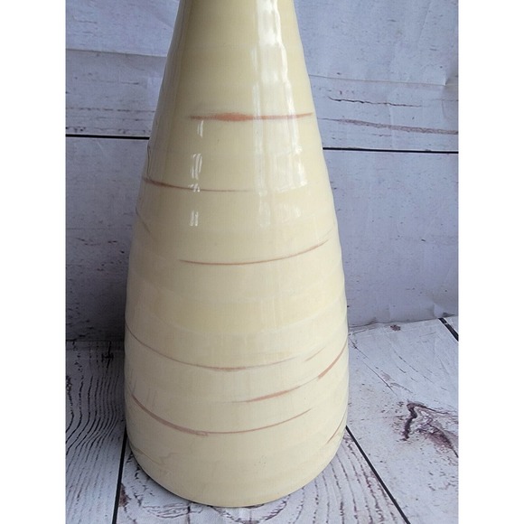 Ethan Allen Pottery Cream Colored Brown Streaks Ribbed Vase Made In Italy 12 In - Picture 2 of 7